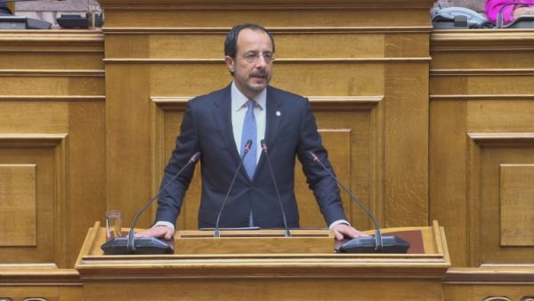Hristodulidis’ten Atina’da mesajlar: “İki devletli çözüm düşünce olarak bile yok”