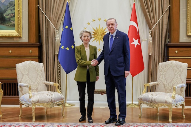NATO Zirvesi: Kıbrıs dosyası Erdoğan–von der Leyen hattına taşınıyor