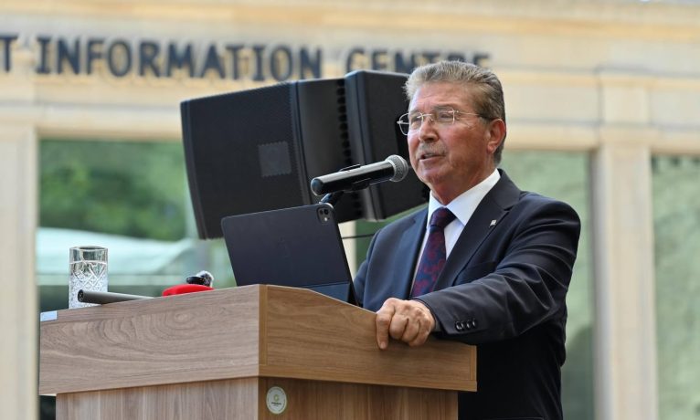 Üstel: “Azerbaycan ile charter uçuşlarda önemli aşamaya gelindi”