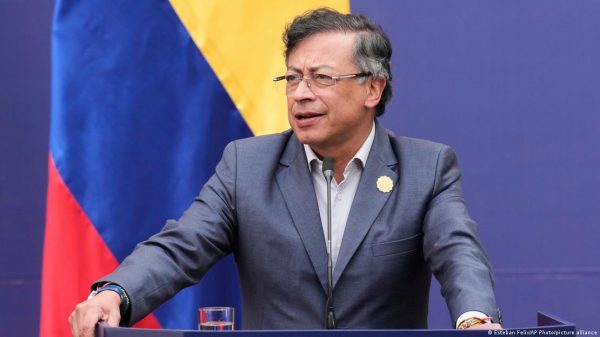 Seçim öncesi kritik barış adımı: Kolombiya’da gerilla sembolik törenle silah bıraktı