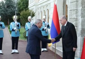 Paşinyan: “Türkiye ve Azerbaycan’la normalleşeceğimizden eminim”