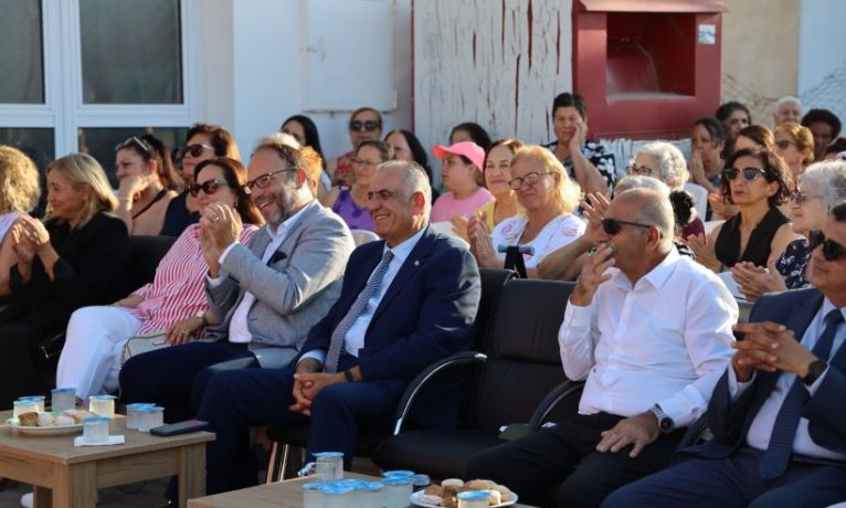Ötüken’de yıl sonu sergisi: El emeği eserler beğeniye sunuldu