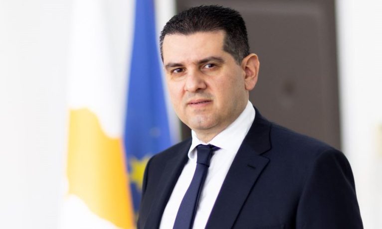 Enerji Bakanı Mihalis Damianos: “Kıbrıs’ın Doğu Akdeniz enerjisindeki rolü güçleniyor”