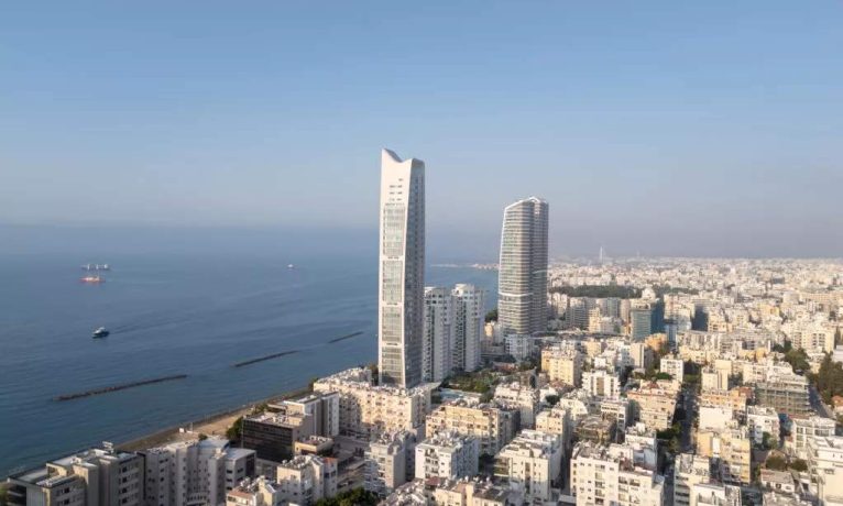Güney Kıbrıs varlıklı yabancılar için Avrupa’nın cazibe merkezi oldu I Milyoner göçü kira krizini büyütüyor