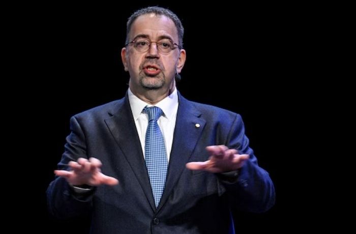 Daron Acemoğlu’ndan ‘yapay zeka’ çıkışı: “Herkesi kandırıyorlar, gerçek bu değil”