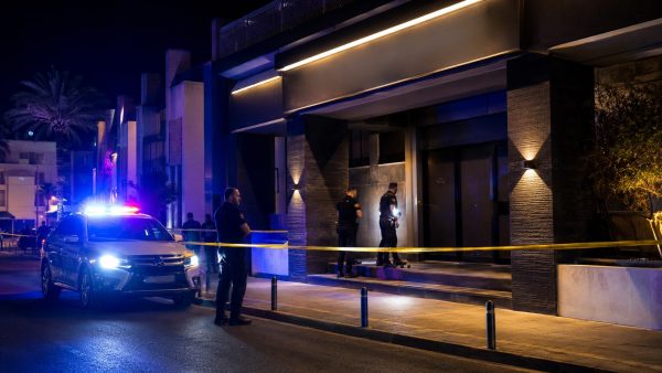 Ayia Napa’da gece kulübü önünde cinayet girişimi