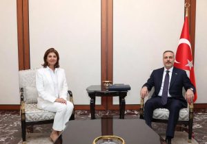 Fidan-Holguin görüşmesinde “iki devlet” vurgusu