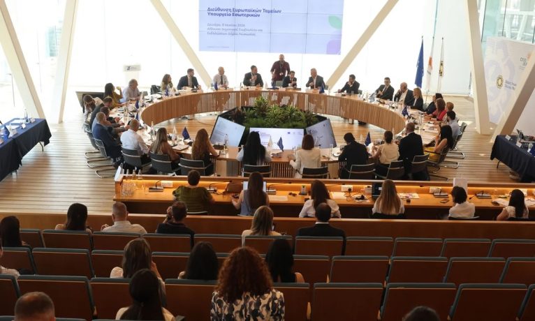 AB’den Kıbrıs’a göç için 800 milyon euro