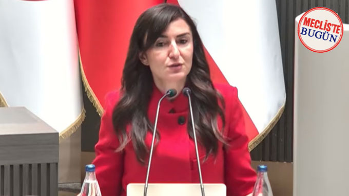 Kozmetik ürünlerde denetim alarmı: “Her türlü ürün ön izinsiz ülkeye girebiliyor”