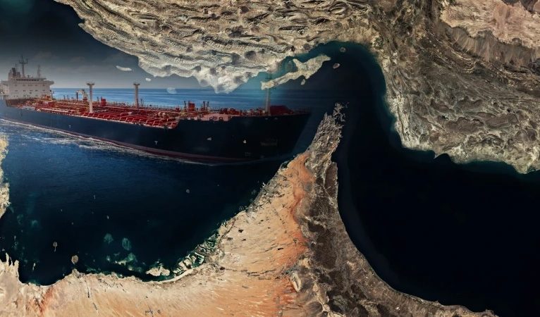 ABD’nin İran’a saldırıları 14’üncü gecede de sürdü: Petrol tankerini vurdu