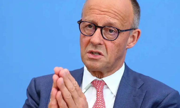 Friedrich Merz’ten Donald Trump’a: “Seçimlerimize karışmayın”