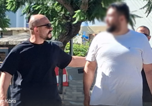 Tabela altındaki 56 gram uyuşturucu operasyonunda suçüstü