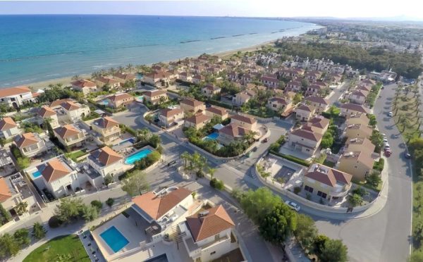 Kuzeyde emlakçılık yapan Litvanyalı kadın Fransa’da yakalandı