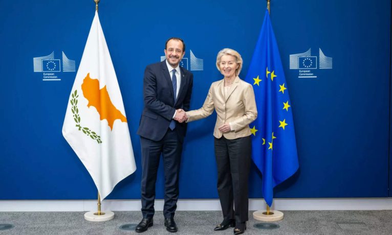 Hristodulidis ile von der Leyen Paris’te Kıbrıs sorunu ve AB-Türkiye ilişkilerini görüşecek