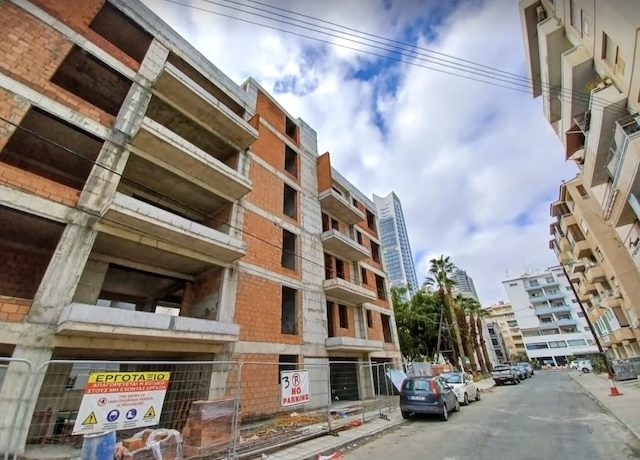 Güneyde inşaat krizi: İşçi açığı konut fiyatlarını yükseltiyor