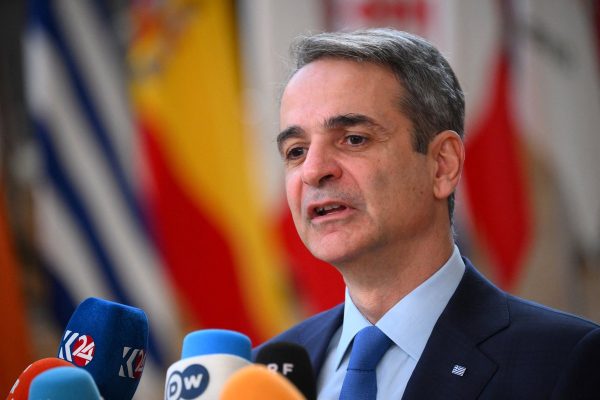 Mitsotakis: “İşgalin sürmesi tüm Helenizm için açık bir yara”