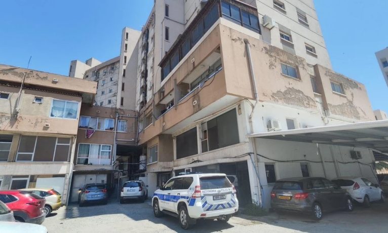 Larnaka’da 90 Kıbrıslı Türk taşınmazı için “tehlikeli yapı” incelemesi