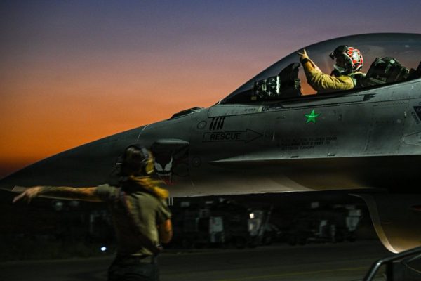 ABD’den İran’a yeni bombardıman: “Doğrudan cezalandırma”
