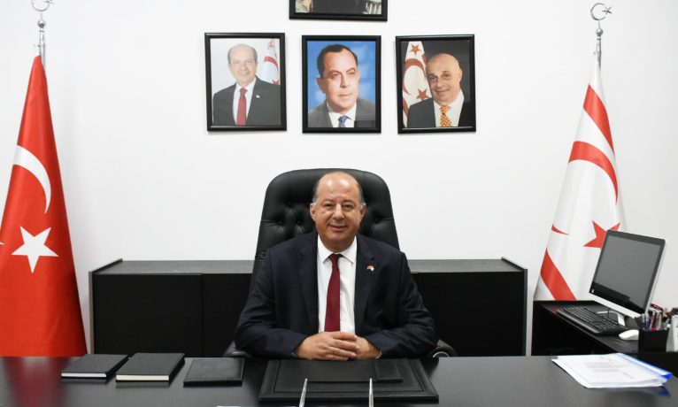 Kamu hastanelerindeki doktor açığı için 10 milyon 470 bin TL’lik hizmet alımı
