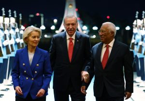 Erdoğan’dan AB’ye NATO mesajı: Türkiye’yi Avrupa savunmasından dışlamayın