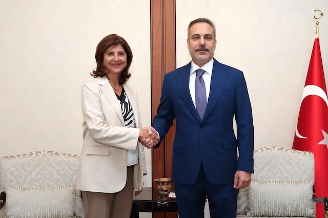 Fidan’dan Holguin’e Guterres ziyareti öncesi “iki devlet” mesajı
