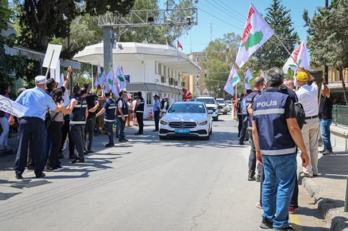 Kıbrıs’ın iki yanında aynı ses: Federal çözüm şimdi