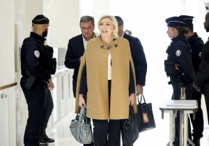 Fransa’da temyiz mahkemesinden Le Pen kararı: Hapis ve para cezası onandı