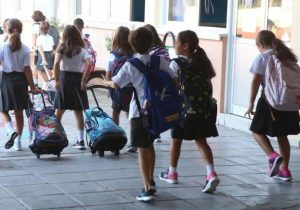 Çocuk Hakları Komiseri: Okullardaki güvenlik açıkları hak ihlalidir