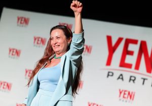 Yeni Parti’ye ilk gözaltı: İl Başkanı İlksen Özalper emniyete götürüldü