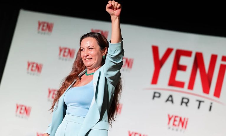 Yeni Parti’ye ilk gözaltı: İl Başkanı İlksen Özalper emniyete götürüldü