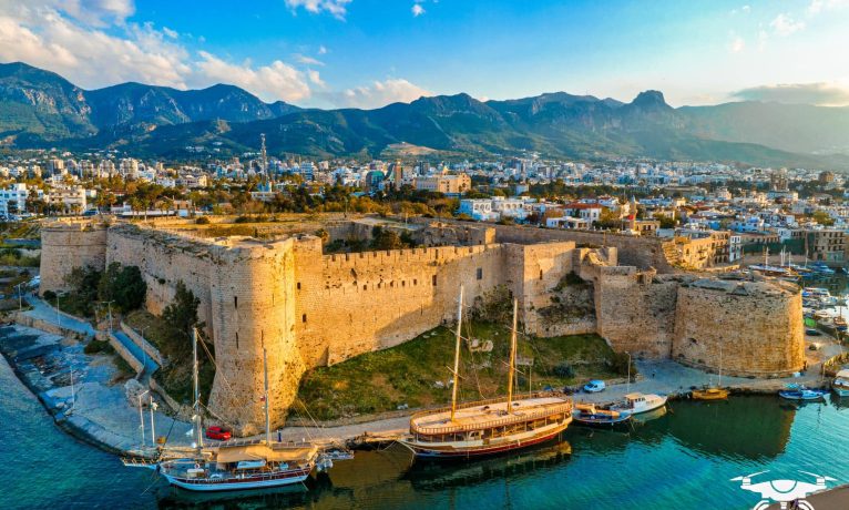 ⁠Girne Kalesi’nde uluslararası müzik festivali hazırlığı