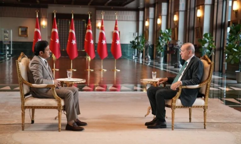 Erdoğan Al Jazeera’ya konuştu: “Mısır Mekke Paktı’na katılabilir, AB üyeliği artık önceliğimiz değil”