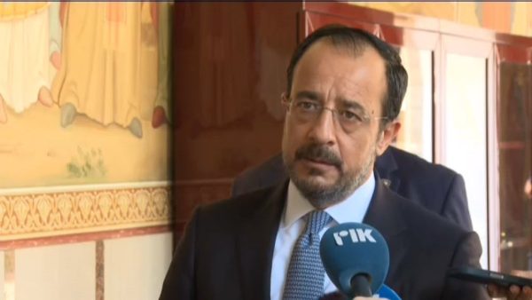 Hristodulidis: “Ağustos boyunca her gün çalışılacak, hedef genişletilmiş toplantı”