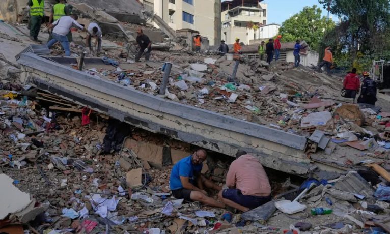 Venezuela’daki depremlerde can kaybı 6 bin 301’e yükseldi