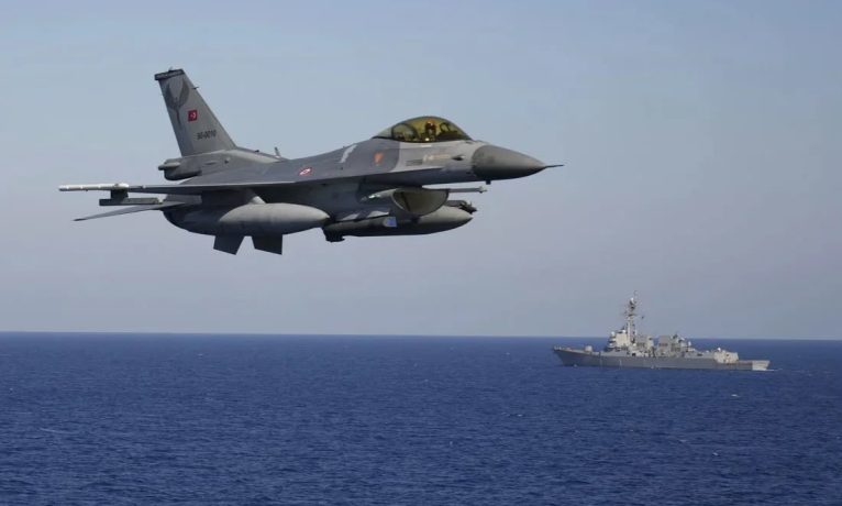 ⁠Kıbrıs hava sahasında Türk F-16 hareketliliği arttı