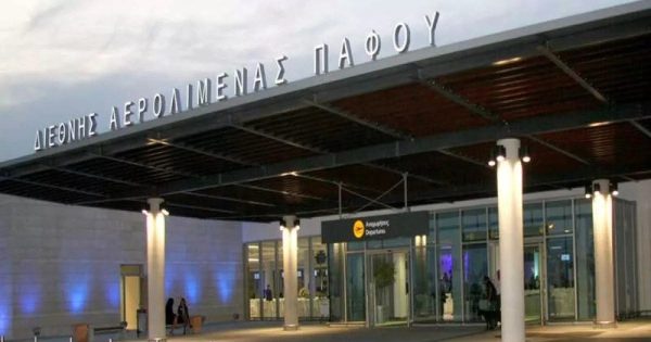 Baf Havalimanı çevresindeki yerleşimler tazminat istiyor