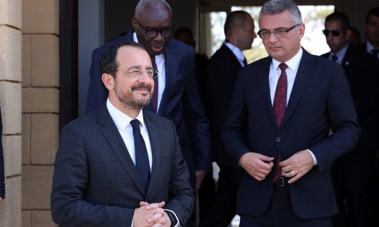 Liderler görüşüyor, anlaşmazlıklar sürüyor: Erenköy ve Akıncılar da masada