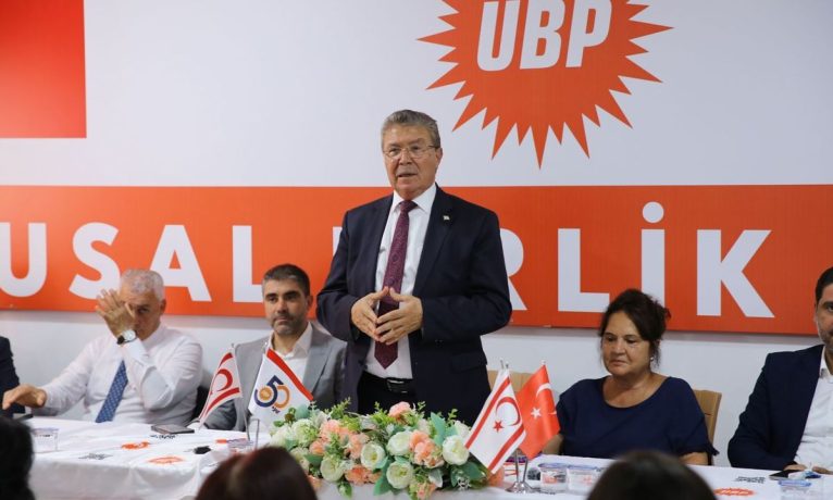 Üstel, Lefkoşa’da Aktunç için destek istedi; Harmancı yönetimini eleştirdi
