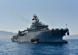 TCG Işın henüz aramaya başlamadı: Kriz masası batık bölgesine gidiyor