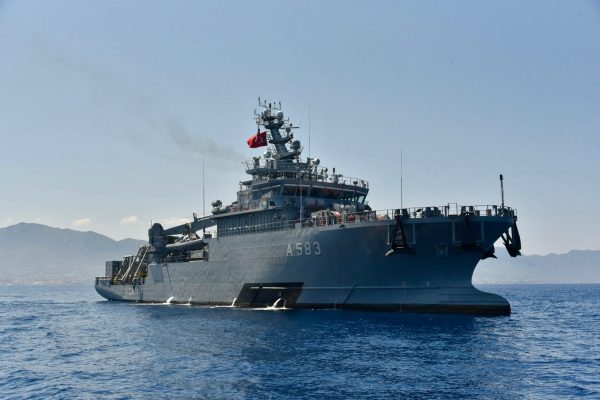 TCG Işın henüz aramaya başlamadı: Kriz masası batık bölgesine gidiyor