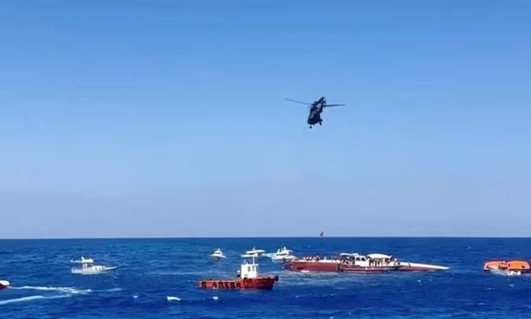 Kathimerini Girne Limanı’nda: Kayıp yakınlarının gece gündüz süren bekleyişini yazdı