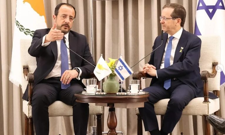 İsrail Cumhurbaşkanı Herzog’un Kıbrıs ziyaretine protesto
