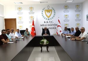 Öğrenci taşımacılığında güvenlik masaya yatırıldı: Eksik belgeli araçlara izin verilmeyecek
