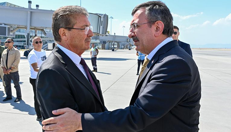 Cevdet Yılmaz taziye ziyareti için adada