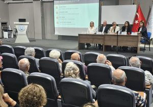 Girne’de “Medyada Yaşa Bakış” panelinde yaş ayrımcılığı ve temsil tartışıldı