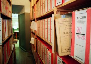 DİSİ’den AKEL’e KGB suçlaması: Sovyet finansmanı ve silah sevkiyatı iddiaları