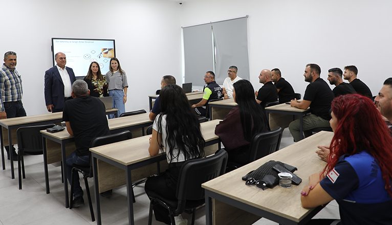 Değirmenlik Akıncılar Belediyesi zabıta personeline iletişim eğitimi