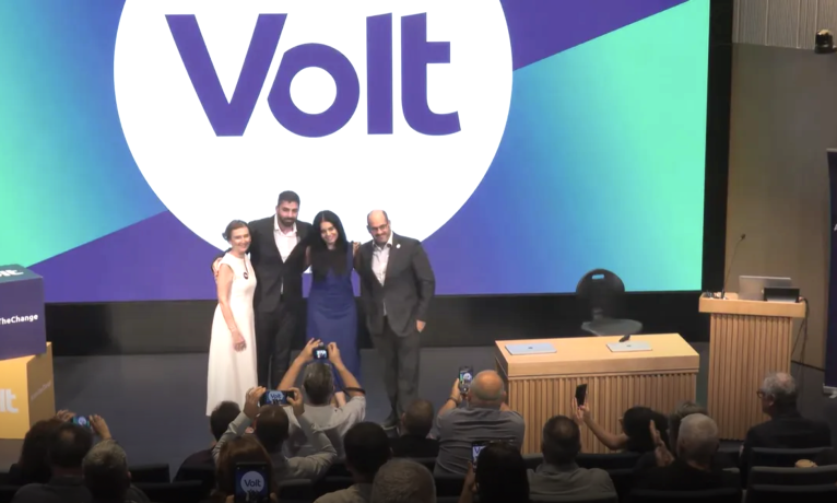 Volt’ta yeni yönetim seçildi, Kıbrıslı Türkler üzerinden tartışma çıktı