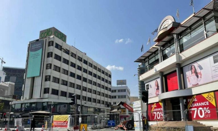 Lefkoşa’nın merkezinde yarım milyar euroluk dönüşüm: Tarihi binalar lüks otellere dönüşüyor