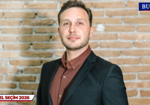 Atakan Bayraktaroğlu: “Meclis’in gençleşmesi, sistemin değişmesi gerekiyor”